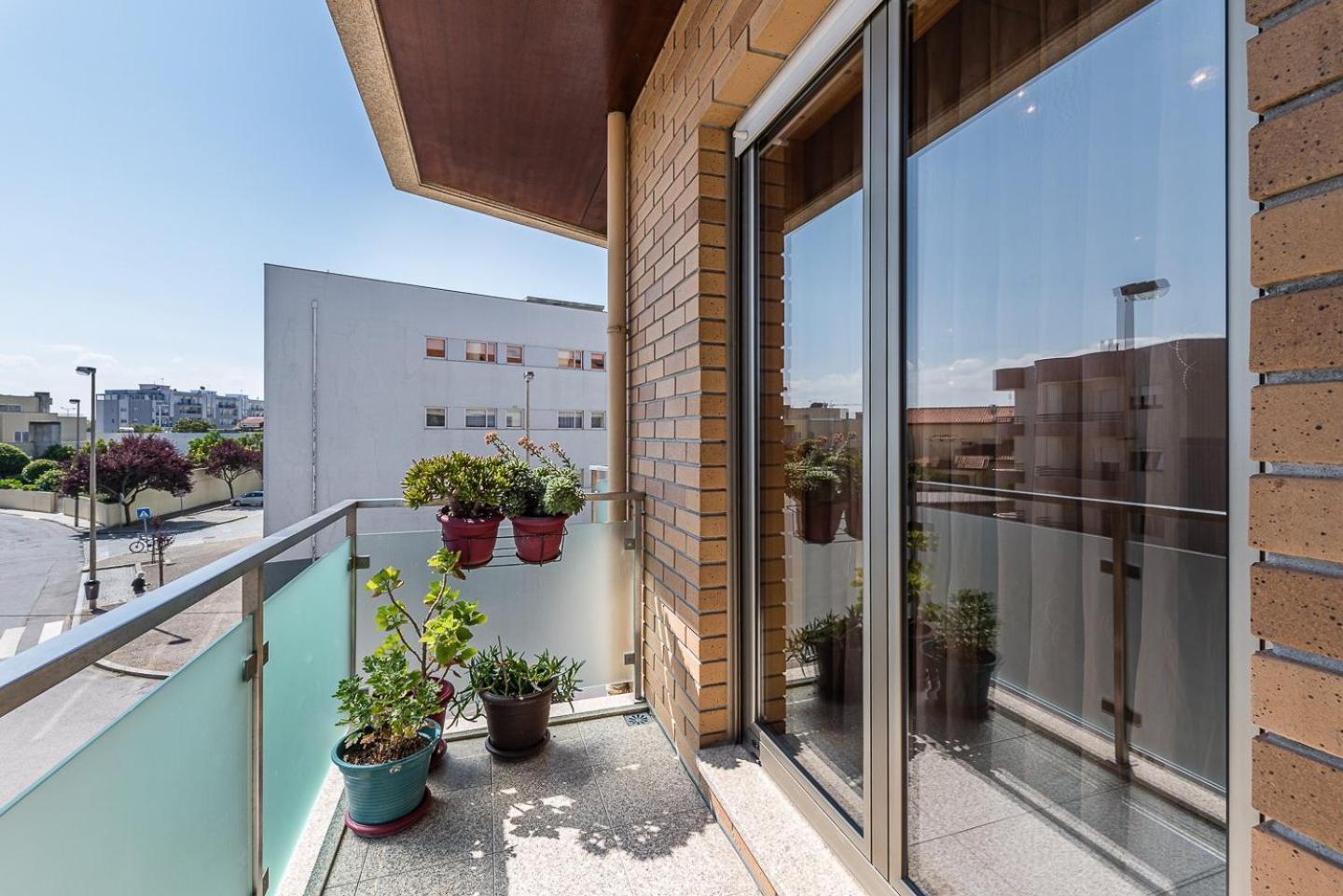Guestready - Luxe Living By The Pool Lägenhet Póvoa de Varzim Exteriör bild